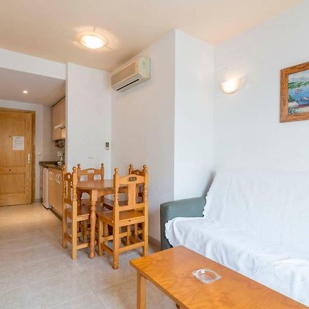 Apartamentos Vicenta Carihuela By Playa Miguel 토레몰리노스 외부 사진